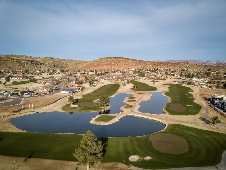 Villa 17 - 4 Bedroom! Year Round Heated Pool & Hot Tub! Games! Golf! Tennis! St. George Exterior photo
